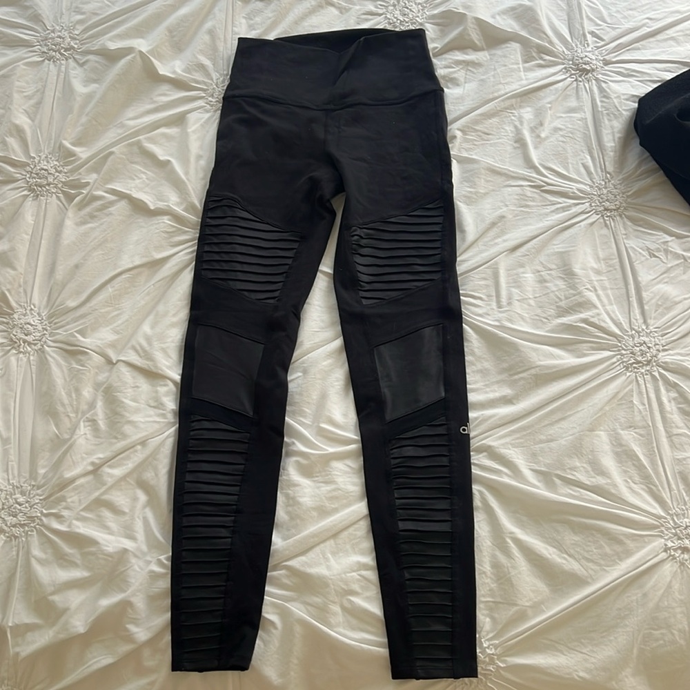Alo leggings